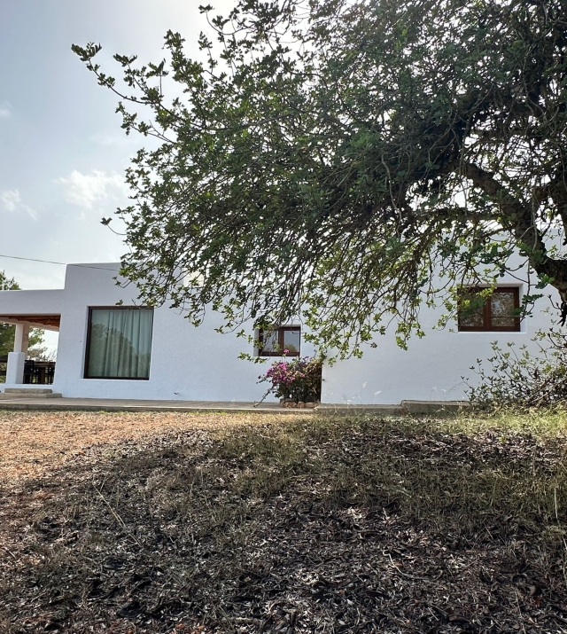 Resa Estates Ibiza finca te te koop for sale santa Gertrudis 3.jpg